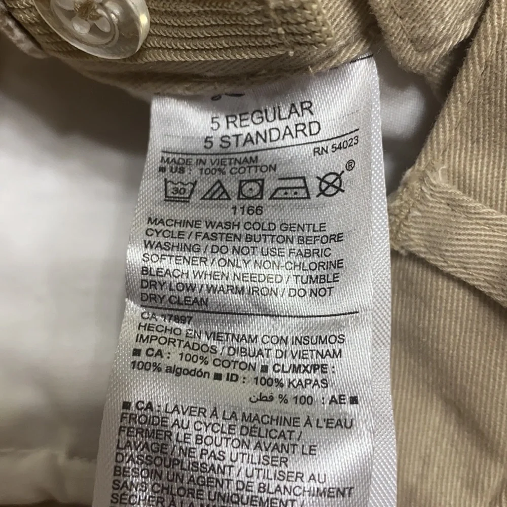 Old navy tan shorts with adjustable waist size 5